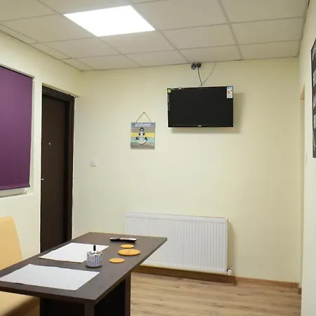 Private Apartment In The City Centre. Oradea Exterior photo