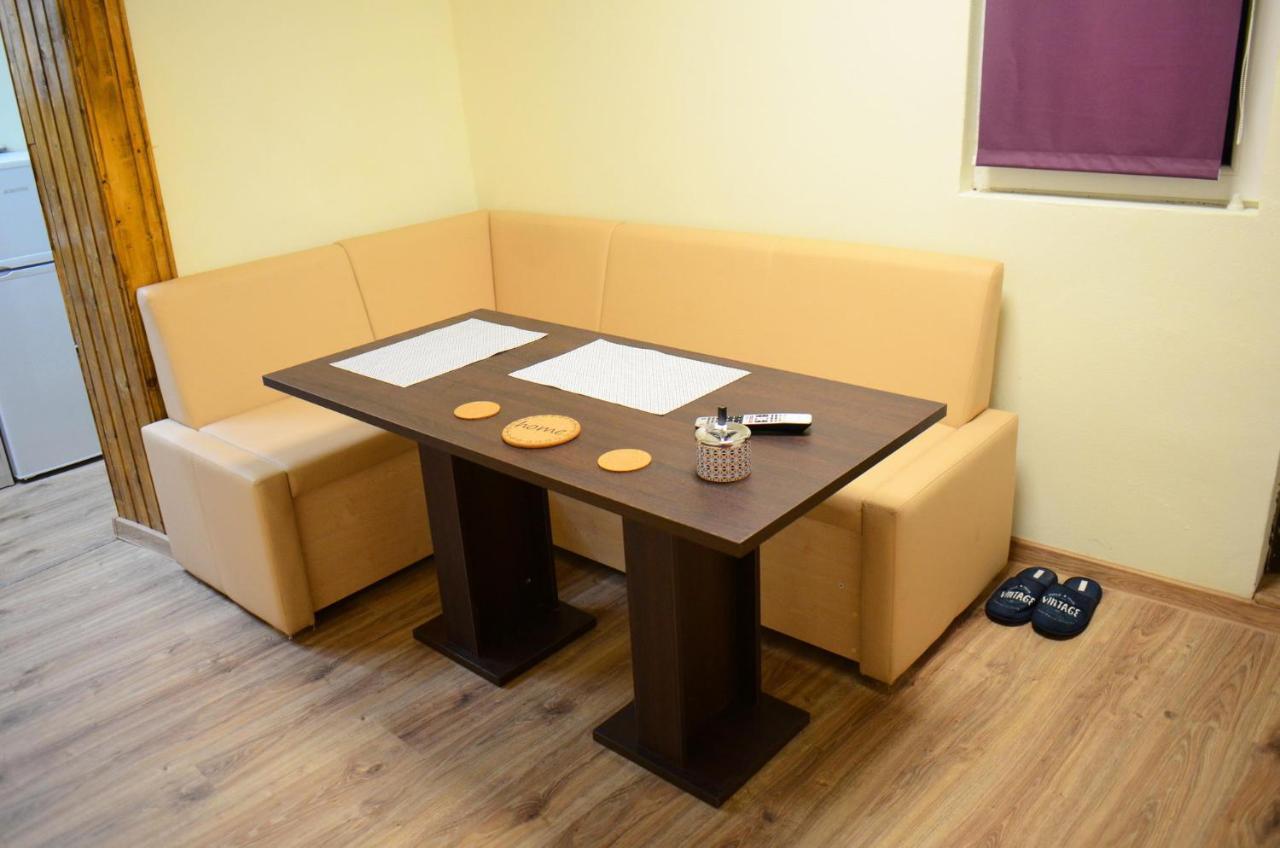 Private In The Centre. Appartement Oradea